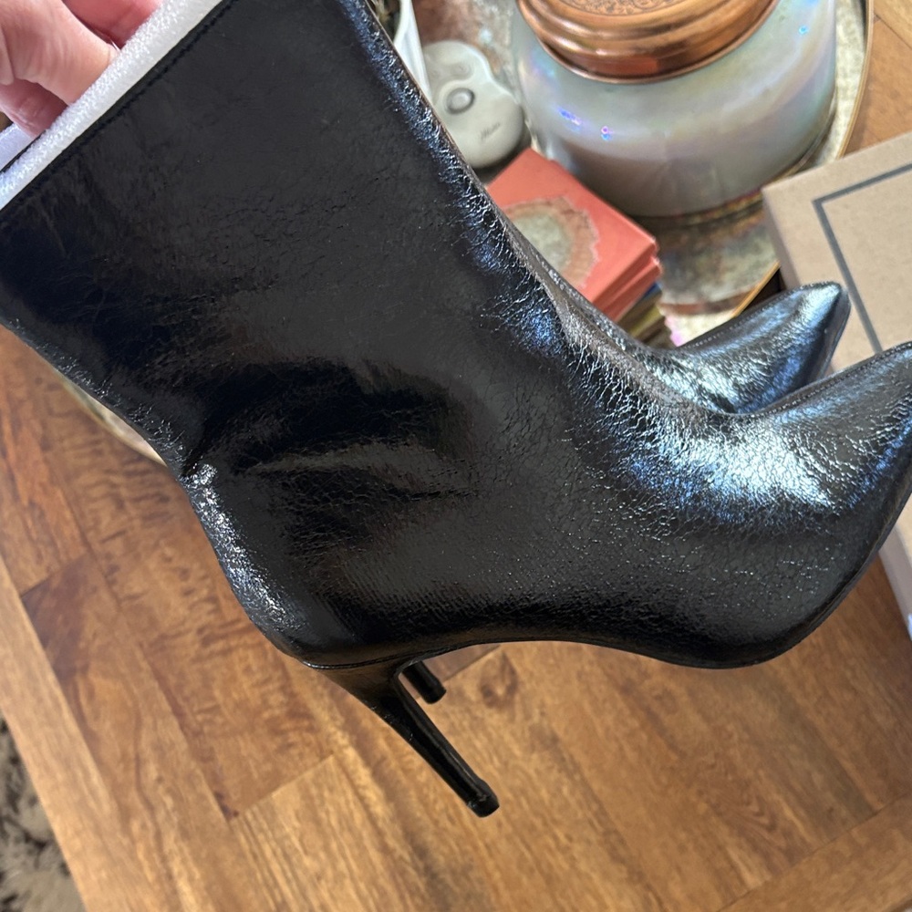 MIA Shiny Black Heeled Boots